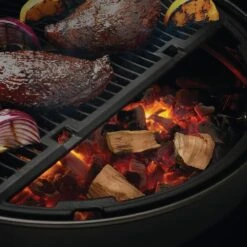 Napoleon 67028 Apple Wood Chunks 8 Napoleon 67028 Apple Wood Chunks -Weber Store 67028 ls b 04 20