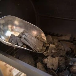 Broil King 948050 Regal Grill 500 Charcoal Smoker, 32-Inches -Weber Store bk 948050 d 08 22