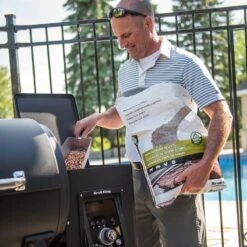 Broil King 496051 Regal Pellet 500 Smoker And Grill -Weber Store bk regalpellet500 ls c 06 20