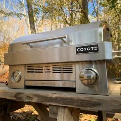 Coyote Stainless Steel Portable Grill, Propane (C1PORTLP) -Weber Store c1portlp f 07 21