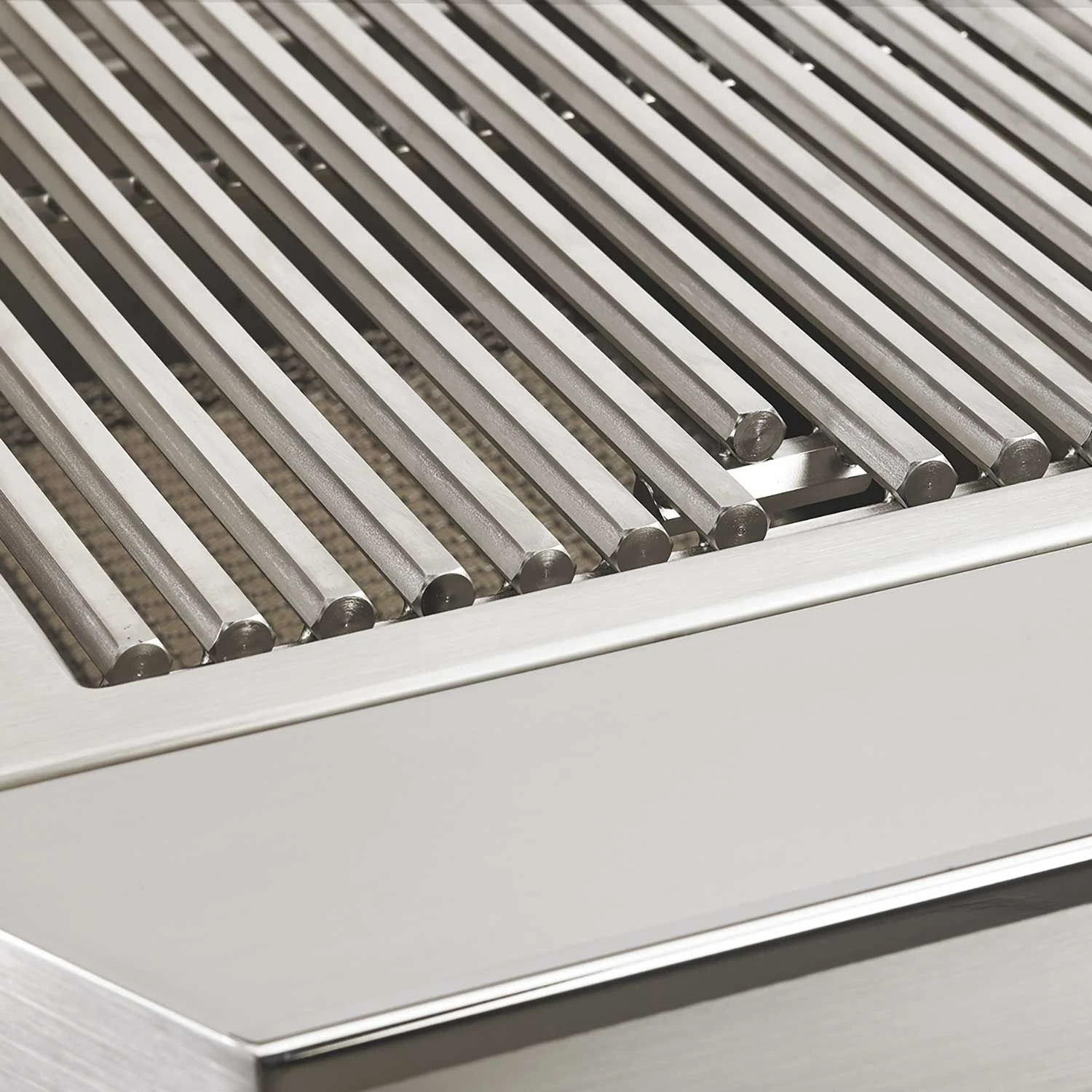 Twin Eagles TE1BQ42RS 42-Inch Eagle One Built-In Gas Grill With Rotisserie And Infrared Sear Zone 6 Twin Eagles TE1BQ42RS 42-Inch Eagle One Built-In Gas Grill With Rotisserie And Infrared Sear Zone - Image 4