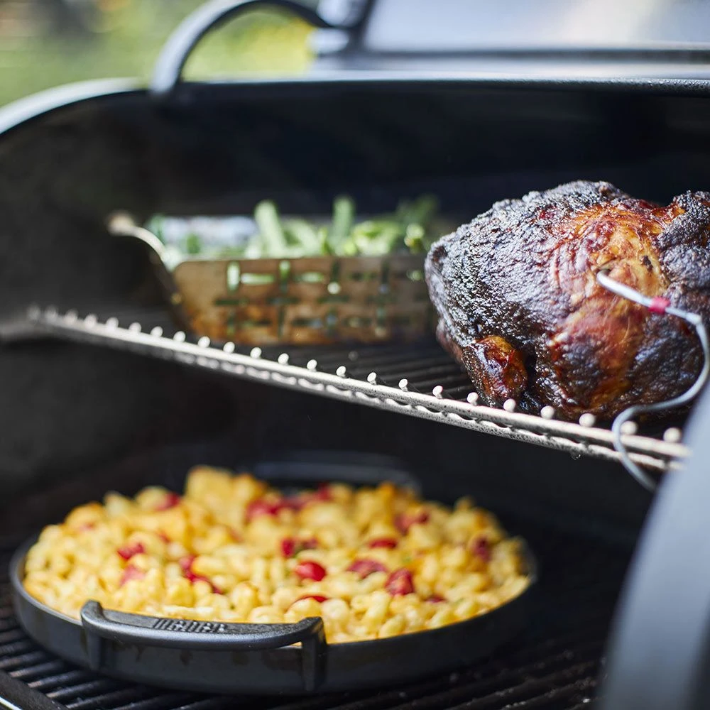 Weber SmokeFire EX4 Freestanding Pellet Grill, 24-Inch (WEB-22510201) 8 Weber SmokeFire EX4 Freestanding Pellet Grill, 24-Inch (WEB-22510201) - Image 6