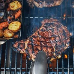 Weber SmokeFire EPX6 Freestanding Pellet Grill, 36-Inch, Stealth Edition (WEB-23611501) 12 Weber SmokeFire EPX6 Freestanding Pellet Grill, 36-Inch, Stealth Edition (WEB-23611501) -Weber Store web 23611501 e 05 22