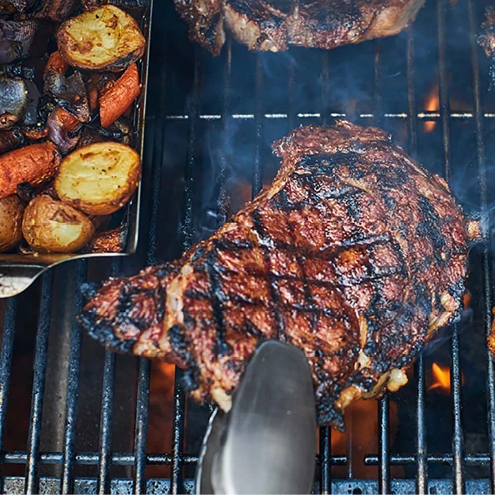 Weber SmokeFire EPX6 Freestanding Pellet Grill, 36-Inch, Stealth Edition (WEB-23611501) 7 Weber SmokeFire EPX6 Freestanding Pellet Grill, 36-Inch, Stealth Edition (WEB-23611501) - Image 5