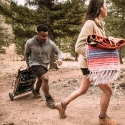 Weber Traveler Portable Propane Gas Grill With Side Table -Weber Store web 9010001 e 05 22